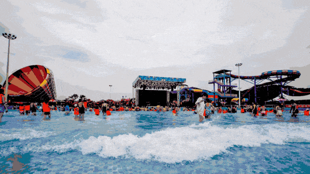 http://qnimg.zowoyoo.com/img/6247575/1741927362734.gif 图片